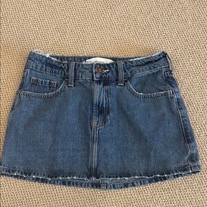 Hollister - Denim Mini Skirt - Sz 26